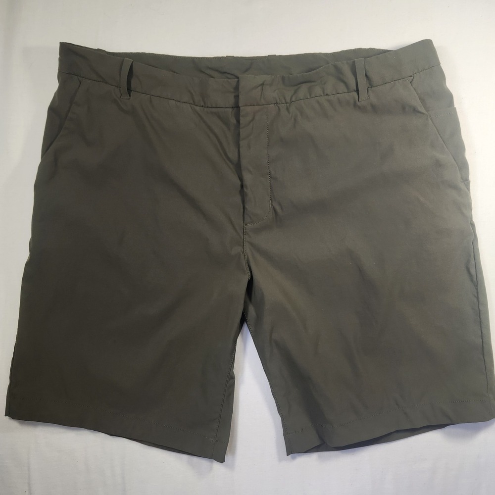 MEC Mens Hiking Shorts Olive Green Nylon‎ Spandex Stretch Size 40 Outdoor